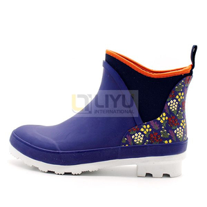 Women's Outdoor Boots Blue Printed Wellington Boots Waterproof Ankle Rubber Shoes