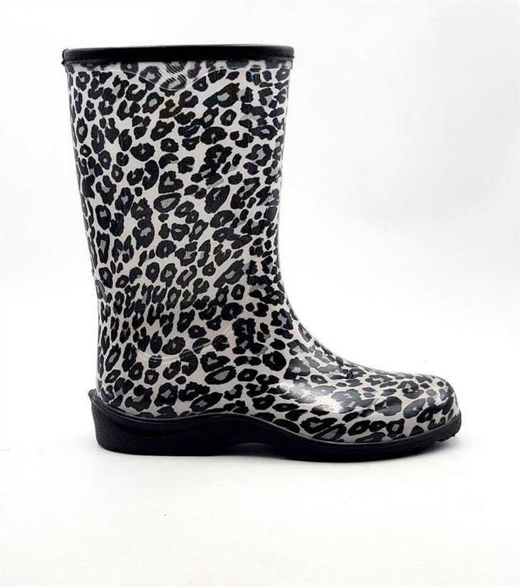Mid Calf Waterproof Gumboots Fashionable Leopard Print Rainboots For Women